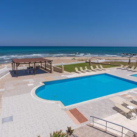 Azure Seaside Apts Apartmán *