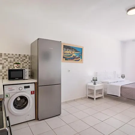 Azure Seaside Apts Rethymno