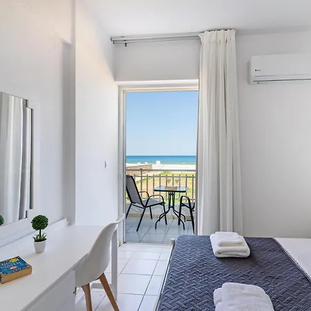 Azure Seaside Apts *