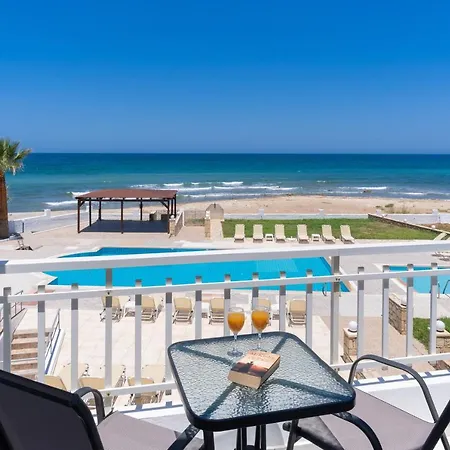 Apartmán Azure Seaside Apts *