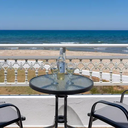 Appartamento Azure Seaside Apts *