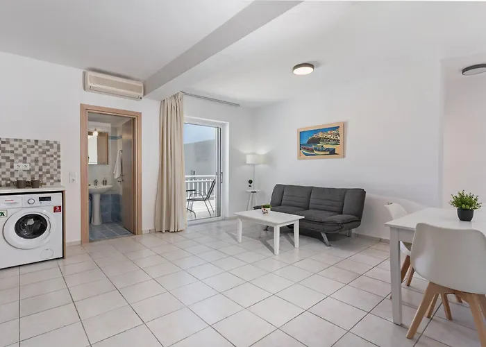 Azure Seaside Apts Appartamento