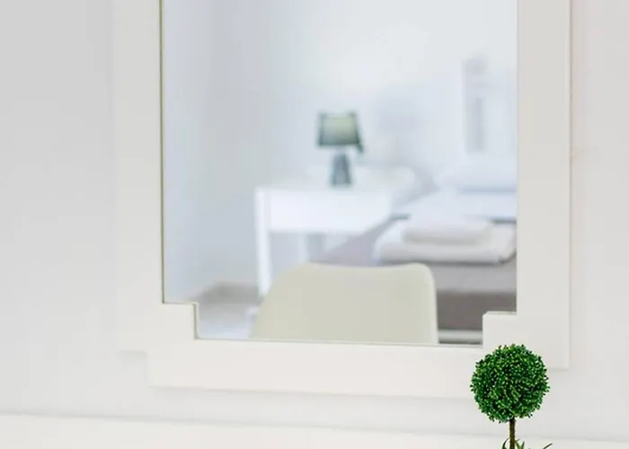 Appartamento Azure Seaside Apts *