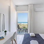 Azure Seaside Apts *
