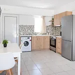 Azure Seaside Apts Apartament