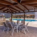 Azure Seaside Apts *