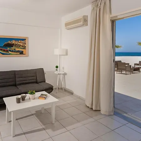 Azure Seaside Apts *