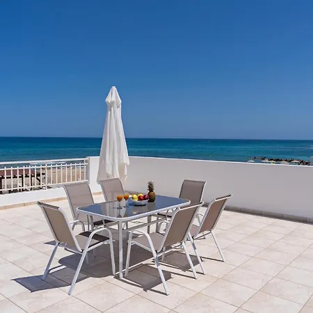 Azure Seaside Apts * Rethymno