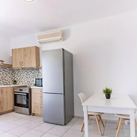 Azure Seaside Apts Διαμέρισμα