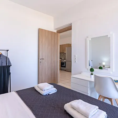 Azure Seaside Apts Διαμέρισμα