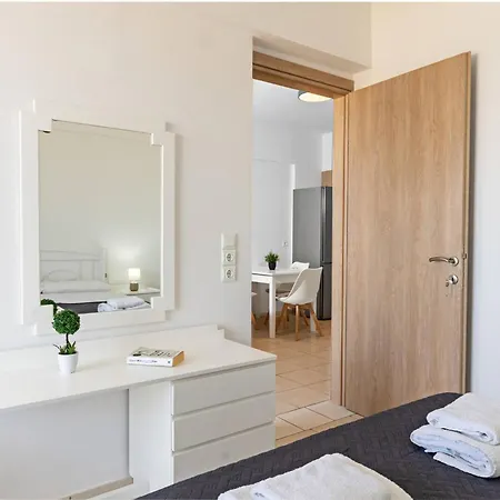 Azure Seaside Apts Ρέθυμνο