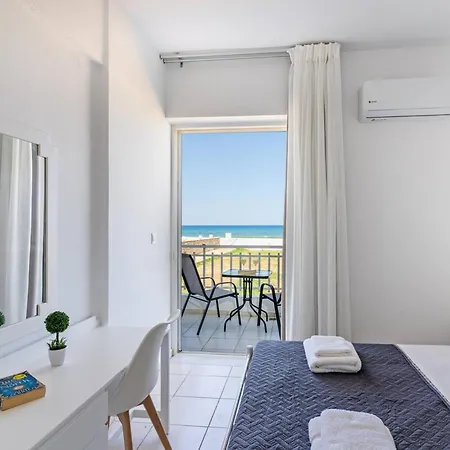 Azure Seaside Apts Διαμέρισμα
