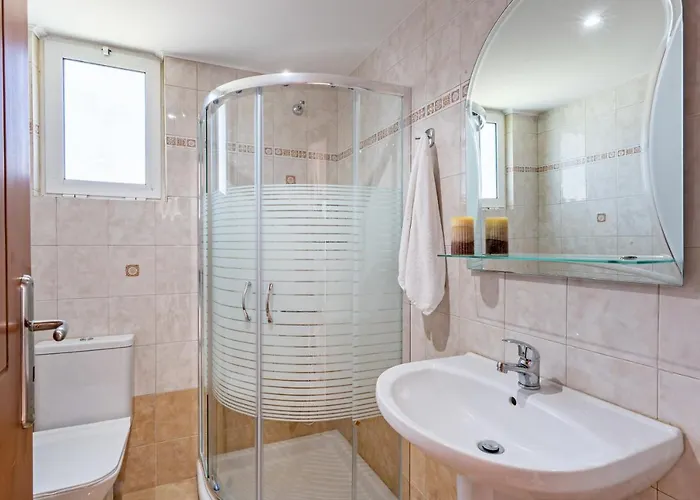 Azure Seaside Apts *