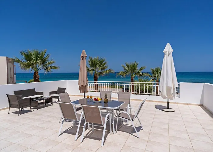 Azure Seaside Apts Rethymno