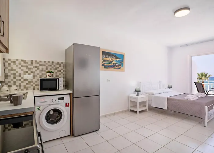 Azure Seaside Apts *