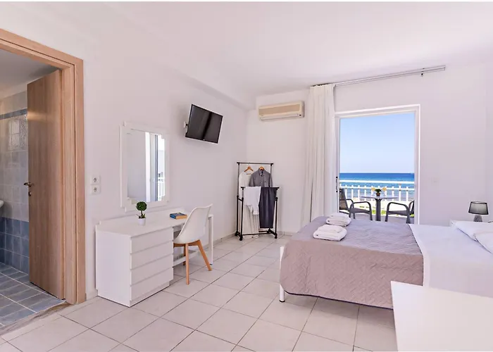 Appartement Azure Seaside Apts *