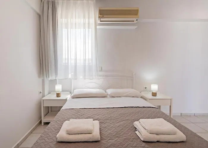 Azure Seaside Apts *