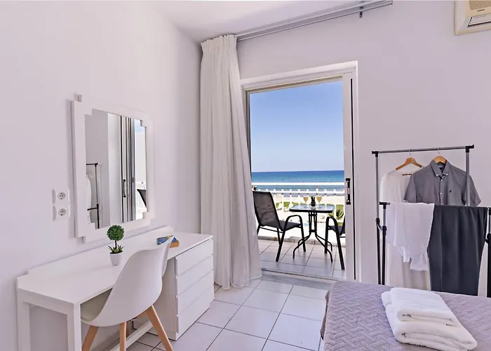 Azure Seaside Apts Ρέθυμνο